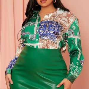 Plus Size Print Button Blouse